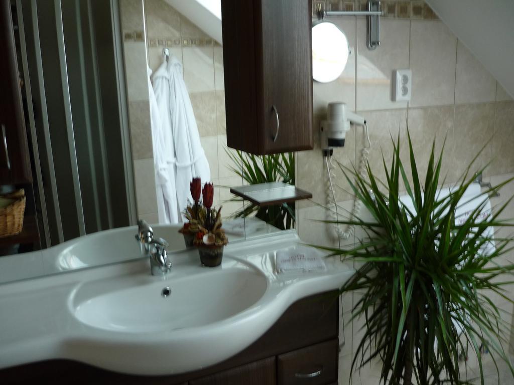 Oereg Malom Hotel Csepreg Pokój zdjęcie